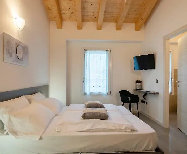 Terrebianche Panzió Lavagno